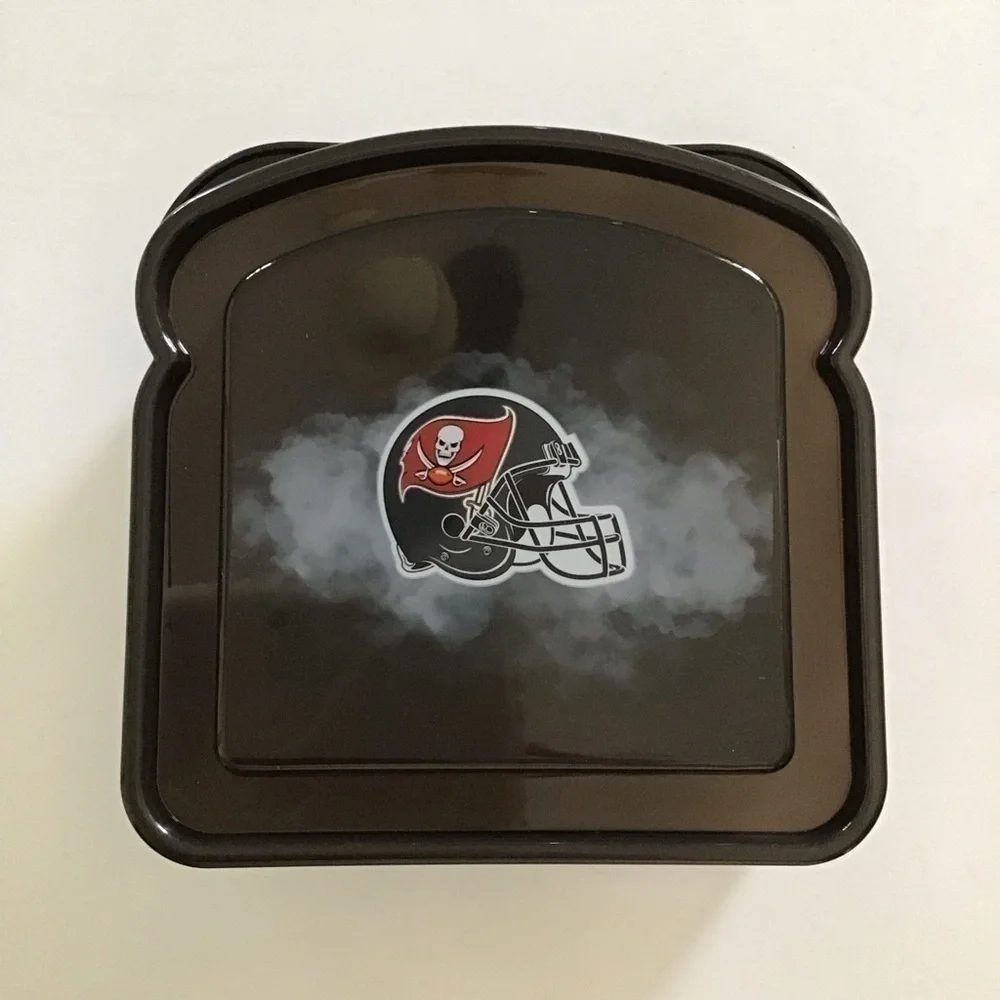 Tampa Bay Bucs Buccaneers NFL Football Helmet Magnet & Sandwich Keeper NFC NEW